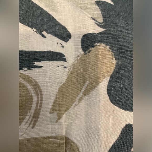 CHARLIE B FLOWY SKIRT - Picture 12 of 13